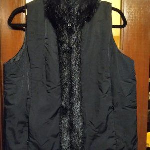 Jones New York Signature Insulated Black  Faux Fur Vest-Large